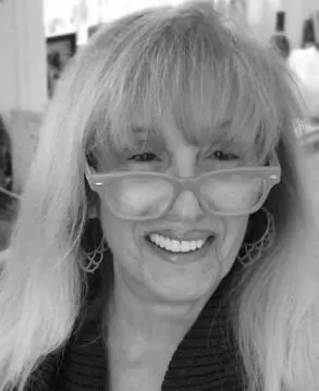 How to Do Rosalie the Riveter Hairstyle image 0